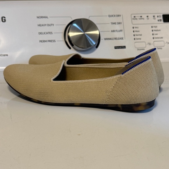 Beige Rothy's round toe - Picture 4 of 5